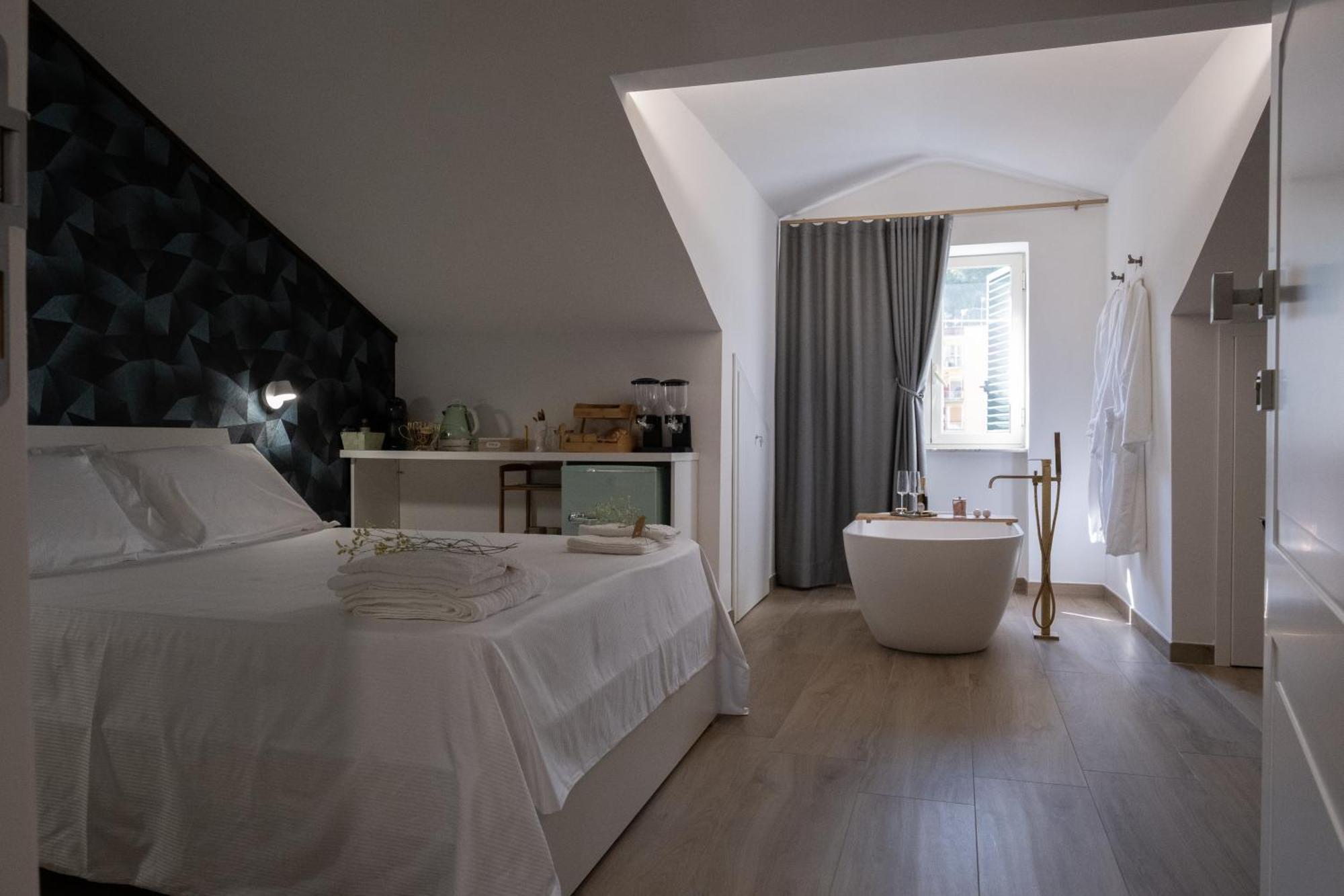 Coraline Deluxe Rooms Castellammare di Stabia Exterior foto